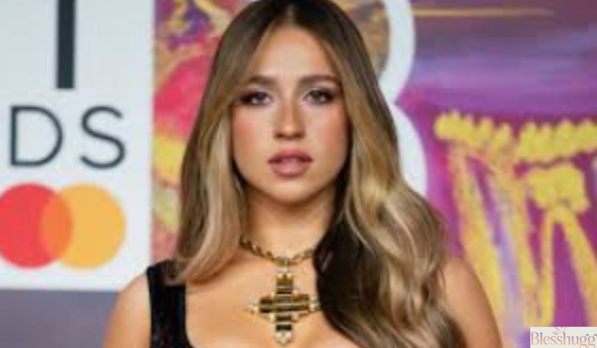 How Tall Is Tate McRae? Everything You Need to Know About the Singer’s