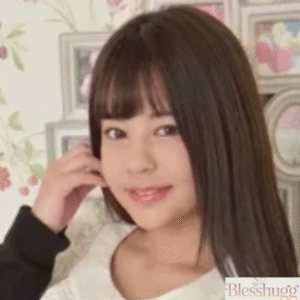 Yumi Shion Biography: Age, Career, Height, Body Stats & Net Worth