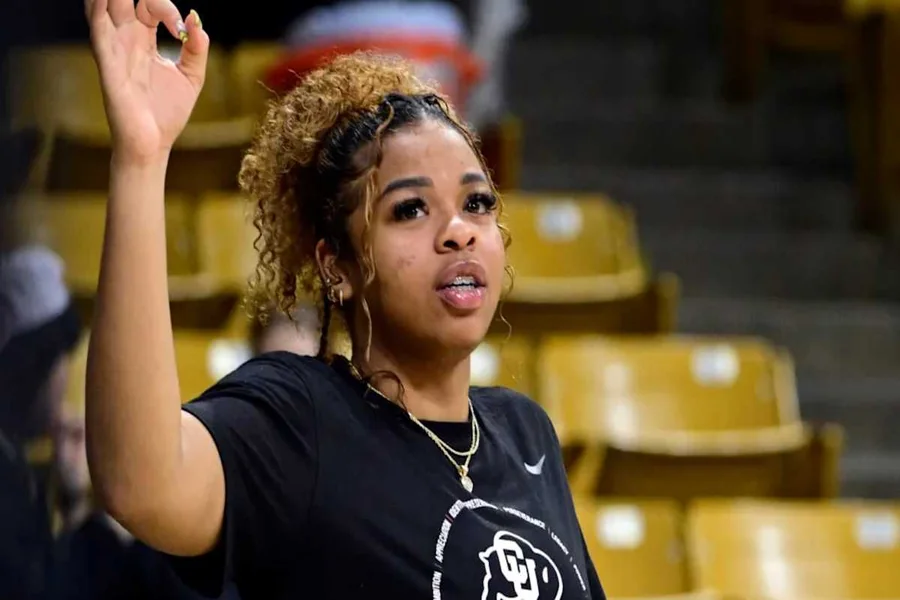 Shelomi Sanders Net Worth